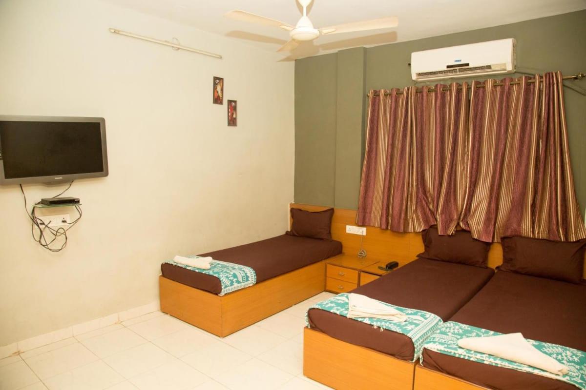 Chambre Triple avec Salle de Bains Privative